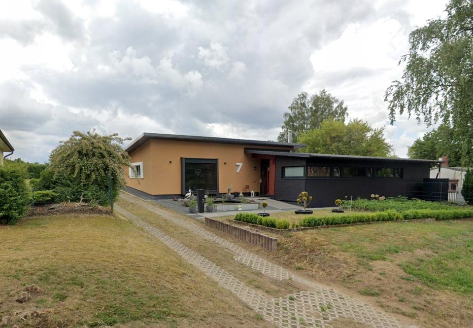 Thumbnail-moderner Bungalow provisionsfrei, barrierefrei A+ mit Wärmepumpe