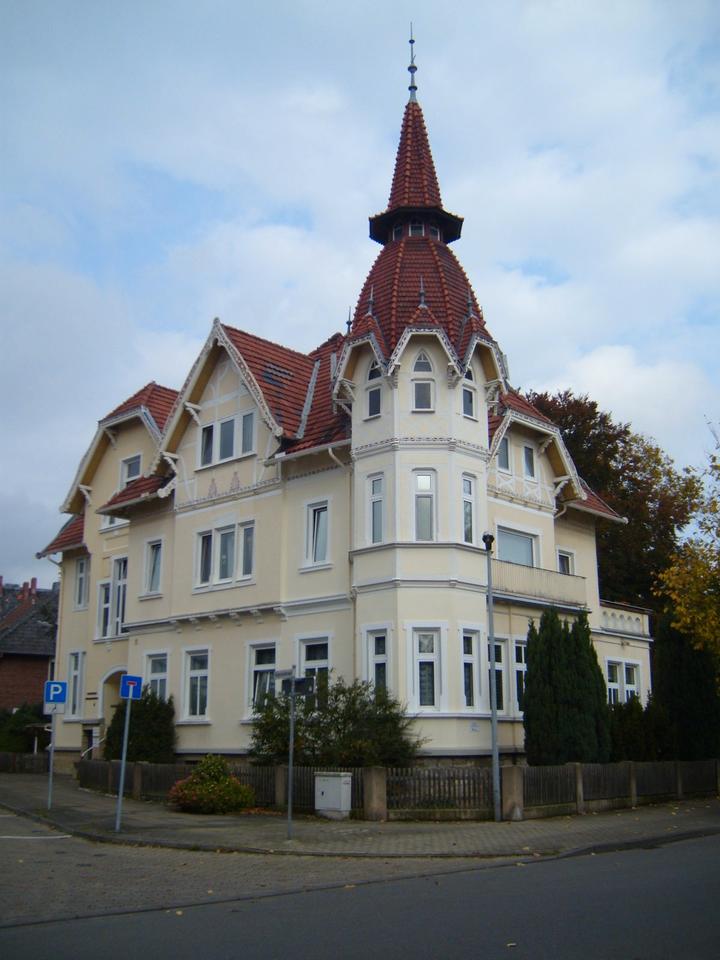 Thumbnail-Gemütliche 4-Zimmer-Wohnung in zentrumsnaher Stadtvilla!