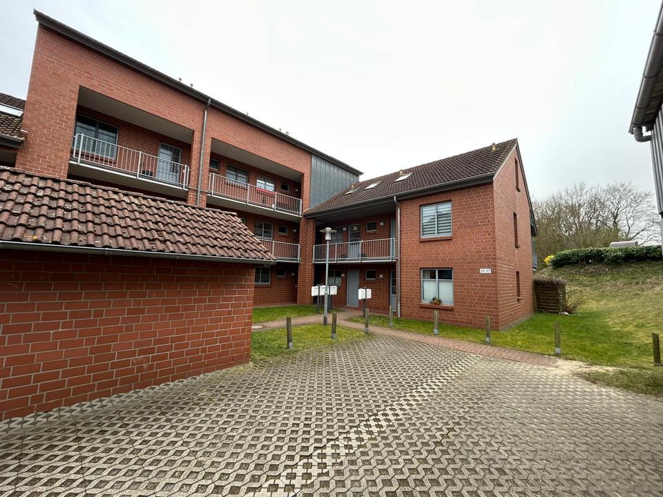 Thumbnail-Helle 3,5-Zimmer-Wohnung mit Balkon und Carport in Marklohe