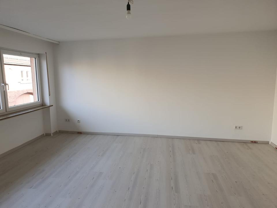 Thumbnail-4-Zimmer-Wohnung in 97956 Werbach zur Vermietung