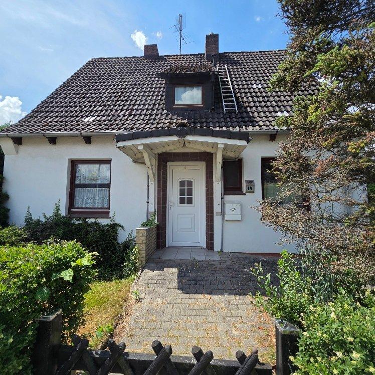 Thumbnail-Einfamilienhaus mit Garten und Garage in klein Thun zu verkaufen