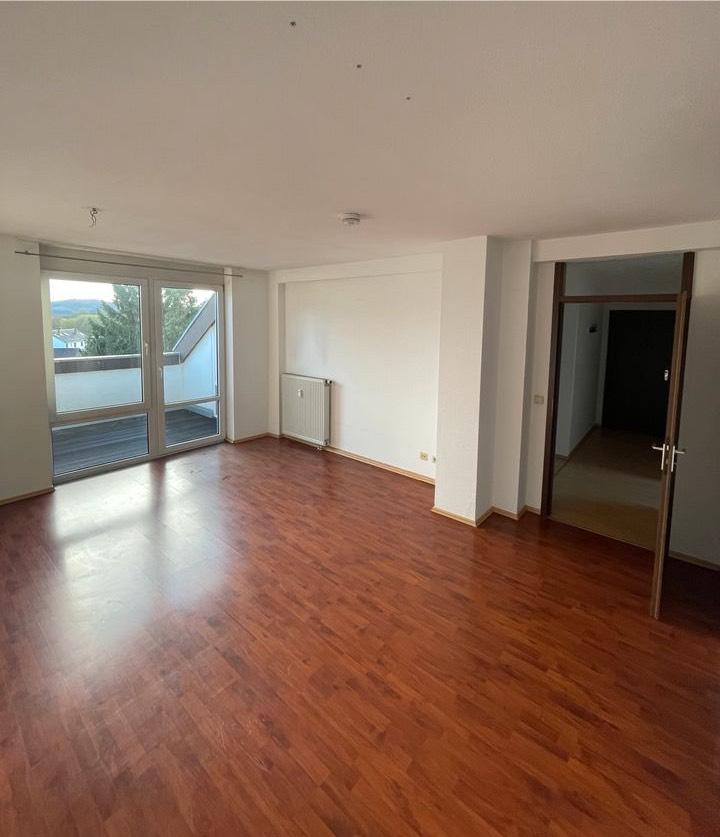 Thumbnail-Perfekte Lage: Helle 3ZKB-Wohnung mit 2 Balkonen und Stellplatz