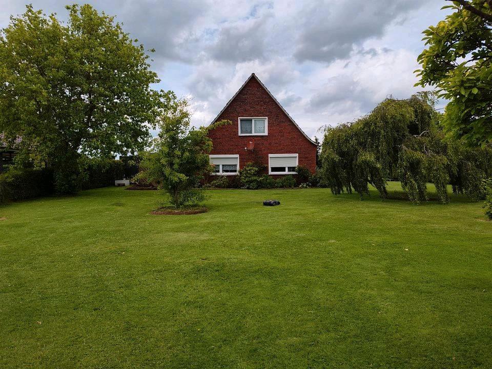 Thumbnail-Großes Familienhaus (ca.1970) mit 1.526 m² Grundstück in Moordorf