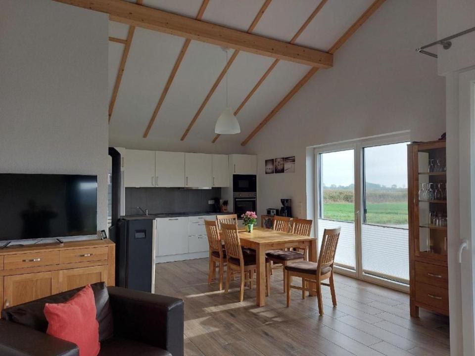 Thumbnail-Zum Kauf: 3 Zimmer Erdgeschosswohnung mit Gartenzugang in Perl (E