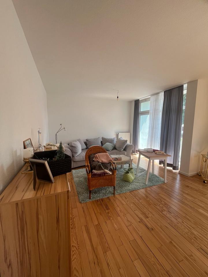 Thumbnail-Helle 2,5ZKB mit Balkon in Alt Saarbrücken ab Juni zu vermieten