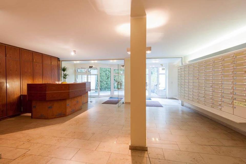 Thumbnail-Wohnen auf Zeit - Exklusives, möbliertes Terrassen-Apartment in gehobener Wohnanlage