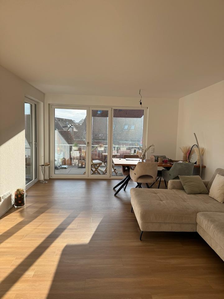 Thumbnail-Untervermietung 01.05.-31.07. 4 Zimmer Wohnung in Schorndorf