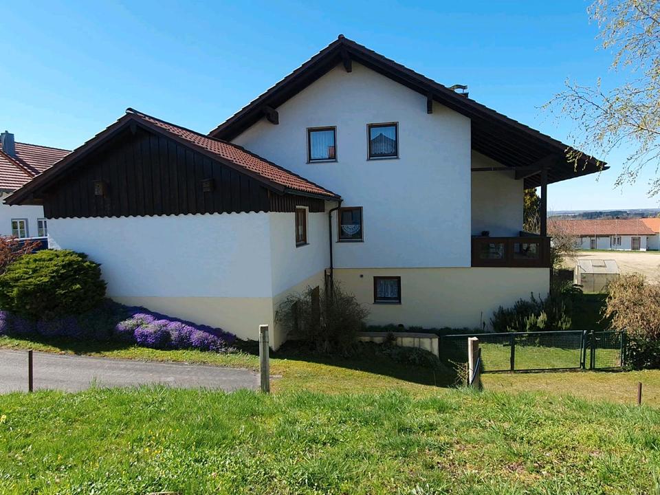 Thumbnail-Haus mit Einliegerwohnung im bayerischen Wald (Schöllnach)