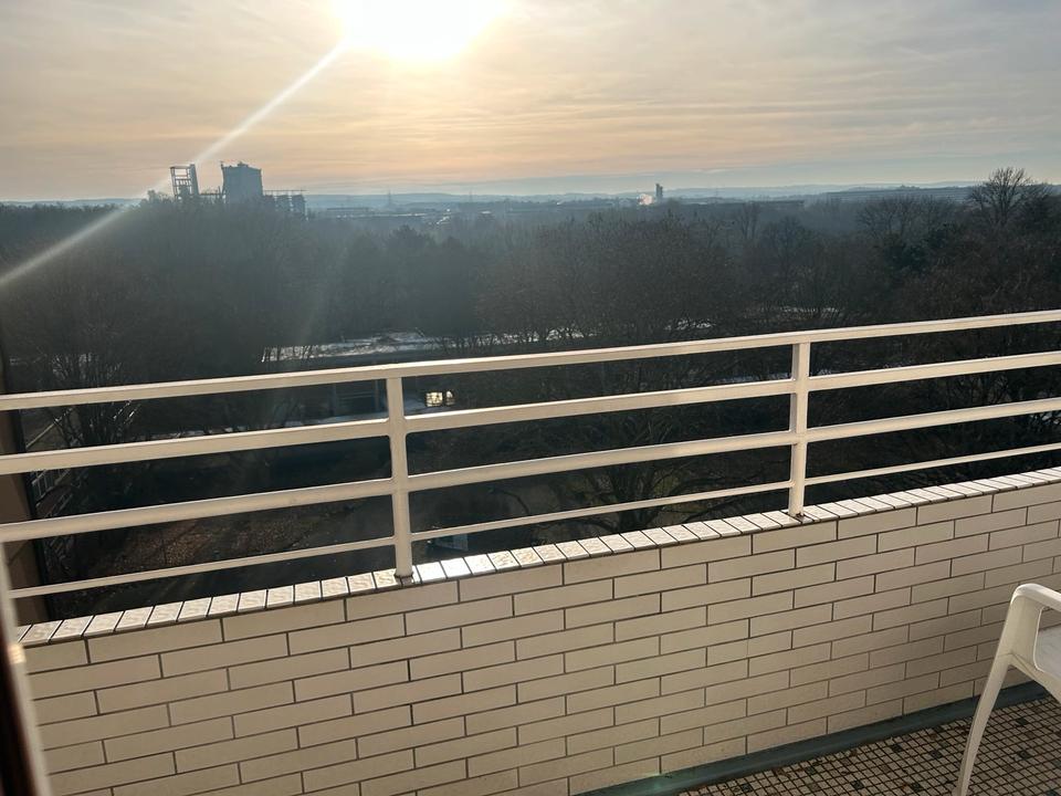 Thumbnail-3 Zi, 68qm, Blick auf Phoenix West, Südbalkon, am Westfalenpark