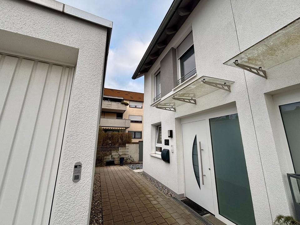 Thumbnail-Doppelhaushälfte Reihenendhaus