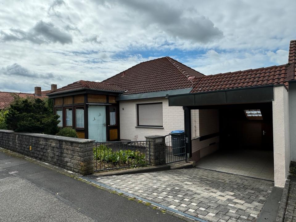 Thumbnail-Winkelbungalow mit Einliegerwohnung