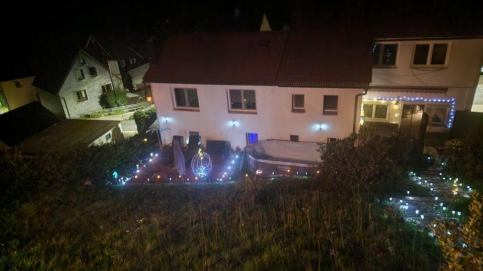 Thumbnail-Luxus MehrgenerationenHaus Zwischen Coburg und Suhl Miete VB Pool