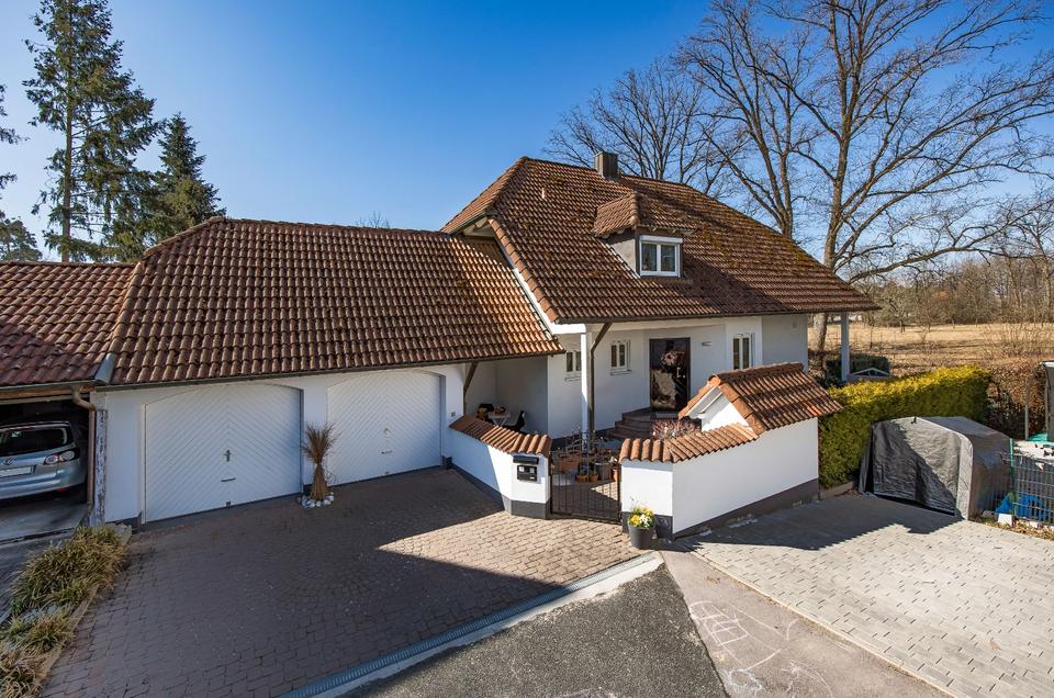 Thumbnail-Repräsentatives EFH in Schwabach OT, von Privat