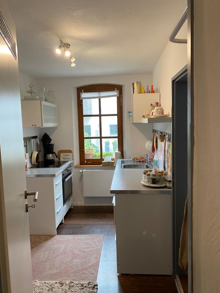 Thumbnail-Sandstein Single-Apart (Küche, neues Bad & Fußbodenheizung)