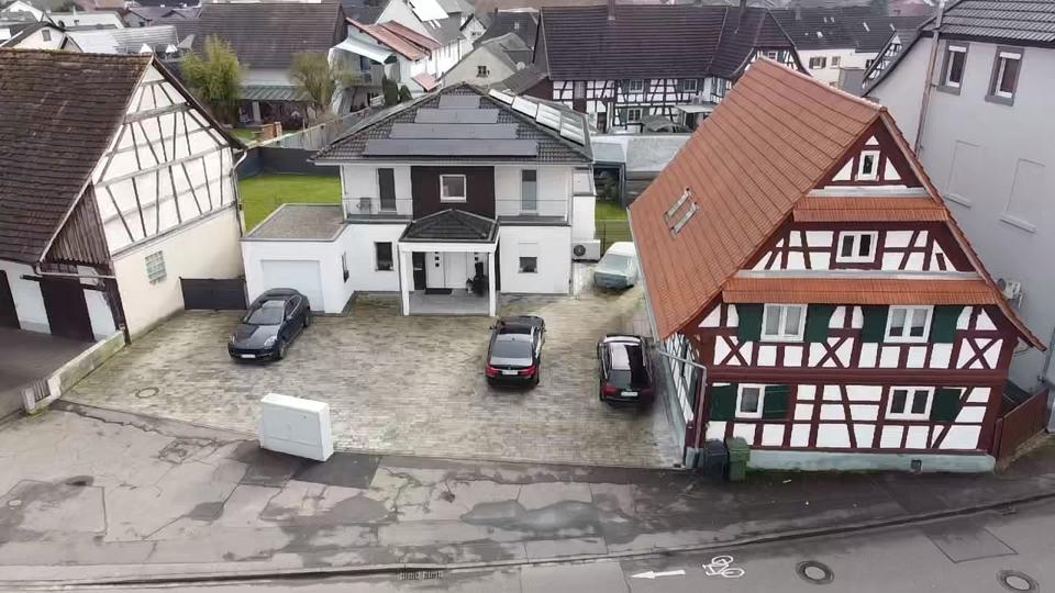 Thumbnail-2 Häuser auf einem großen Grundstück – Neubau & Fachwerk