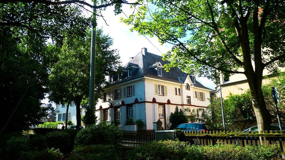 Thumbnail-Kurviertel - schöne 3ZKB mit 109 m² - Wohnung am Park
