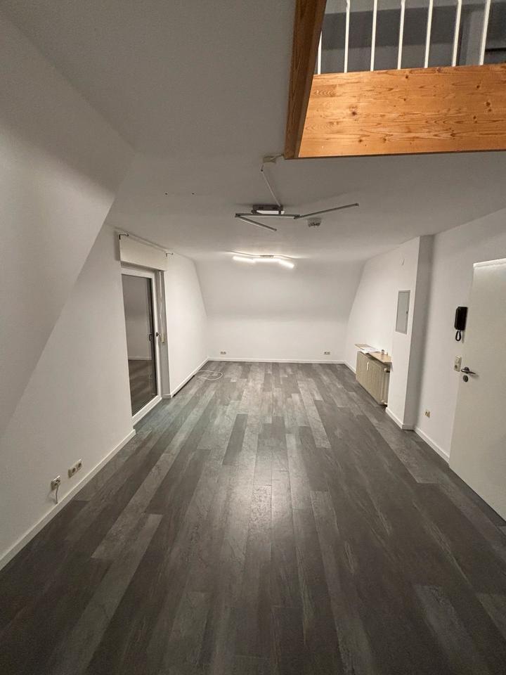 Thumbnail-Sofort frei - Maisonette Wohnung zu Miete Veitsbronn - fr Balkon