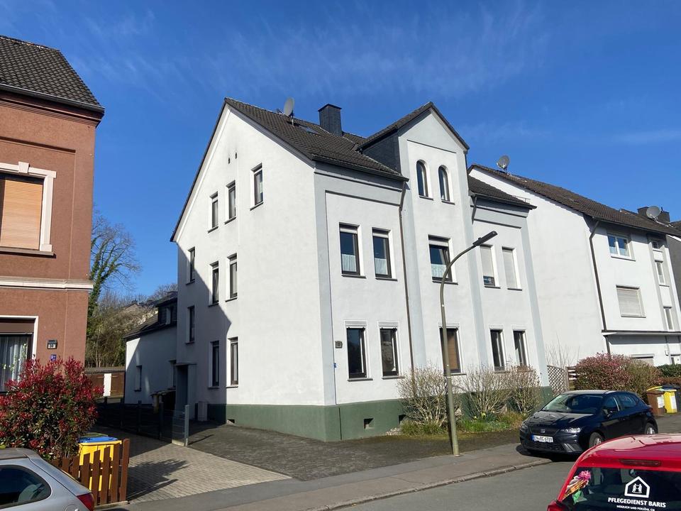 Thumbnail-Mehrfamilienhaus, 6 Wohneinh., 8 Gar. in Lütgendortmund