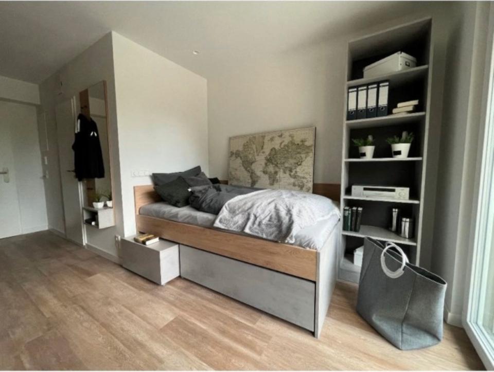 Thumbnail-1 Zimmer Appartement mit Ausblick nur für StudentenAzubis