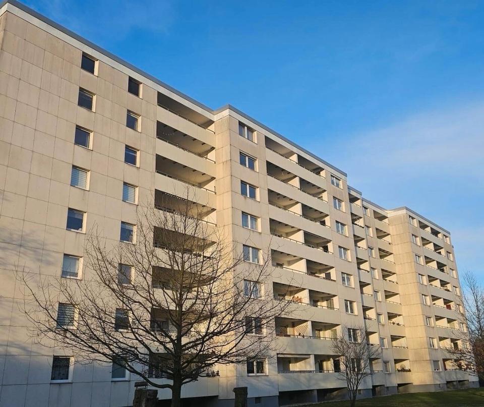 Thumbnail-Helle 2-Zimmer-Wohnung mit Loggia