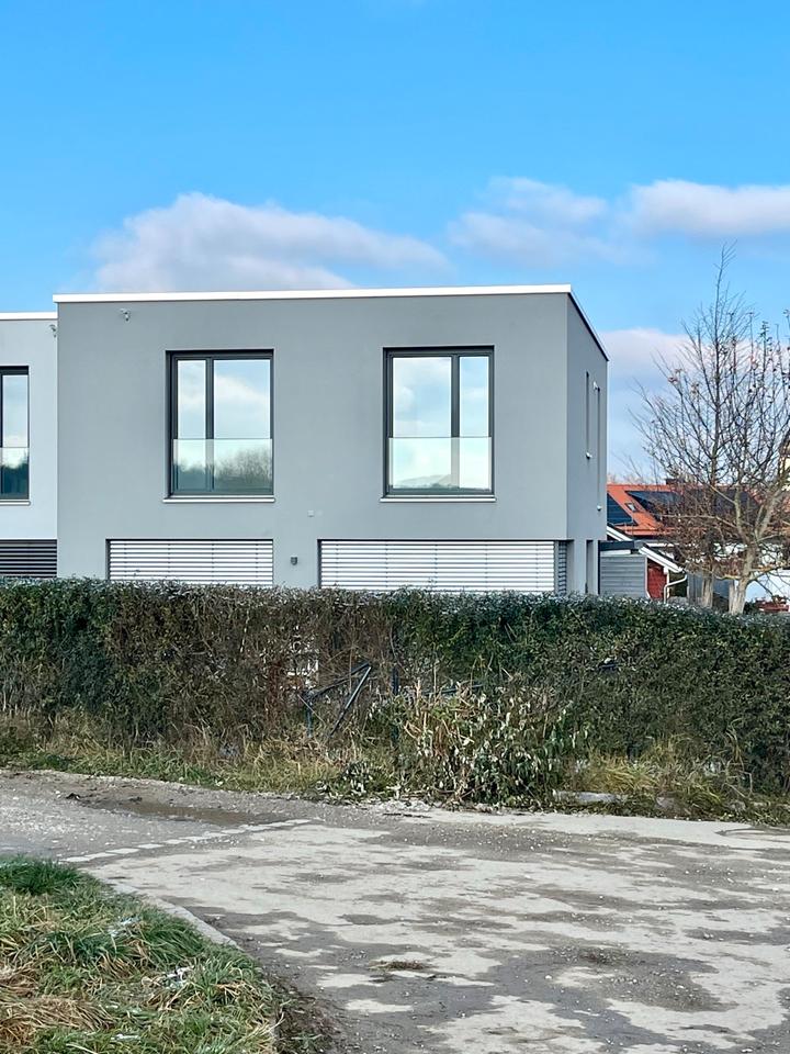 Thumbnail-Luxuriöse DHH in kubischem Design