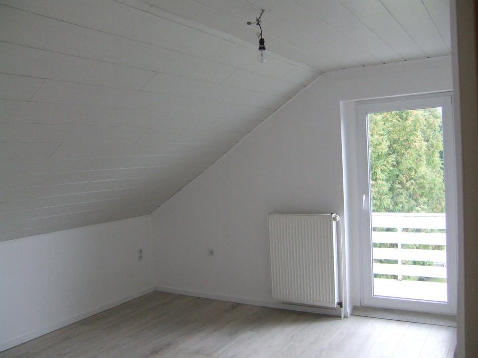 Thumbnail-3,5 Zi-DG-Whg - 53qm in Löhne-Mennigh. an Einzelperson (w) ab Jan