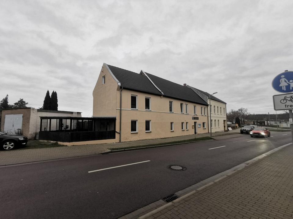Thumbnail-Mehrfamilienhaus mit Gewerbe in Beesenlaublingen