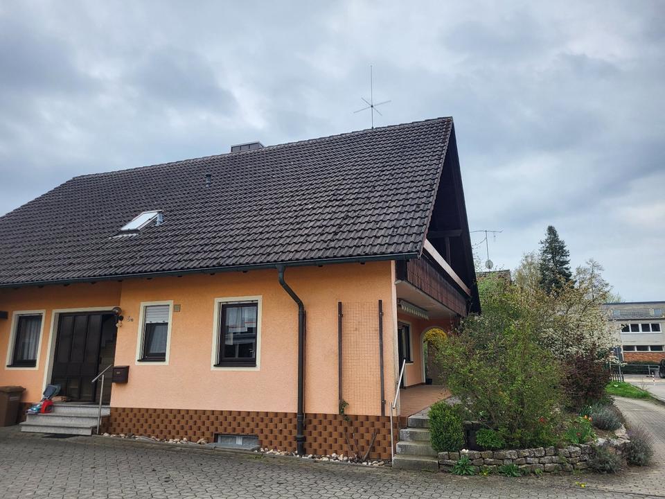 Thumbnail-Zweifamilienhaus in ScheßlitzWiesengiech