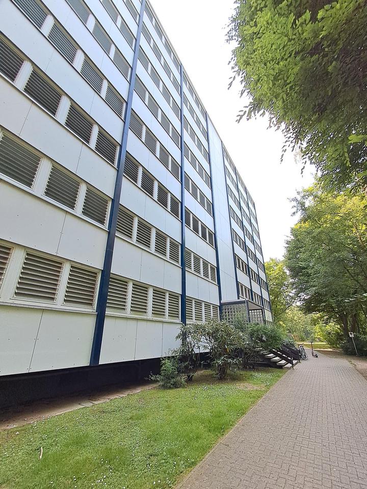 Thumbnail-*1. Monat mietfrei!* Moderne 3-Zimmer-Wohnung mit Balkon in Braunschweig