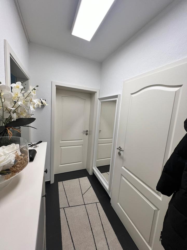 Thumbnail-2.5 Zimmer EG Wohnung- Kernsaniert- Einziehen Wohlfühlen-