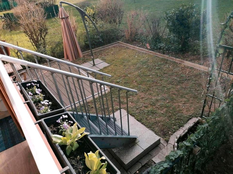 Thumbnail-Sanierte 3-Zimmer-Erdgeschosswohnung mit Gartenanteil