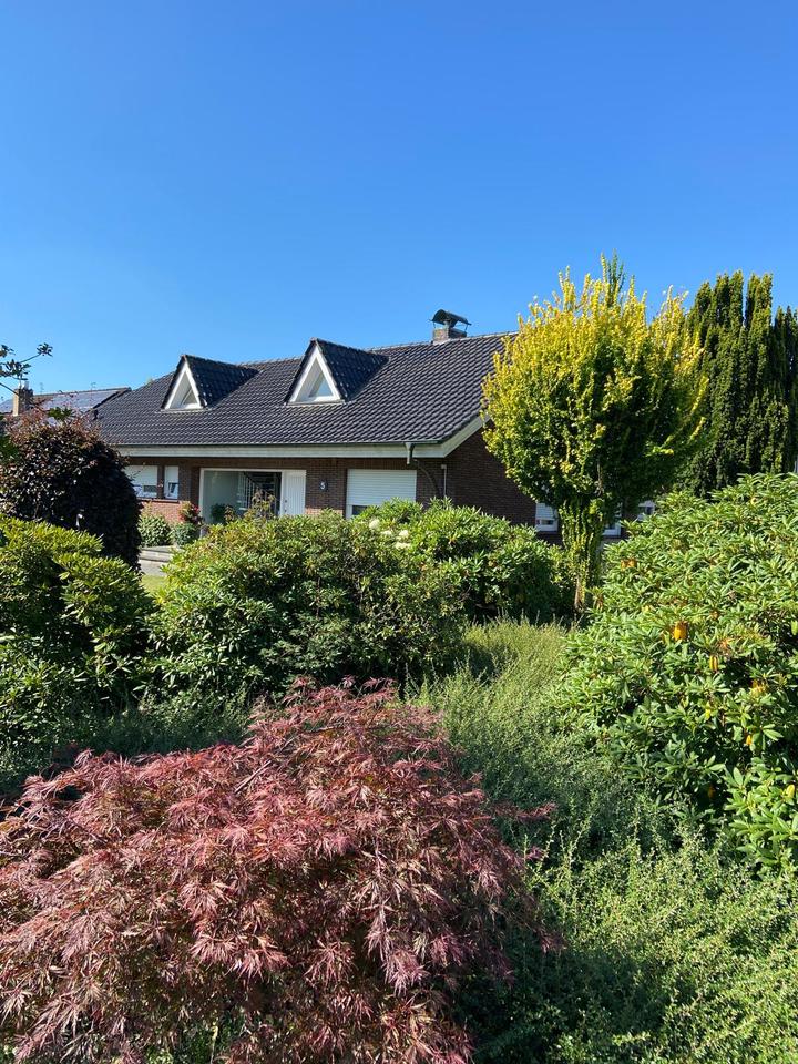 Thumbnail-Zeitlos schönes Einfamilienhaus mit Gewerbehalle in Nordhorn