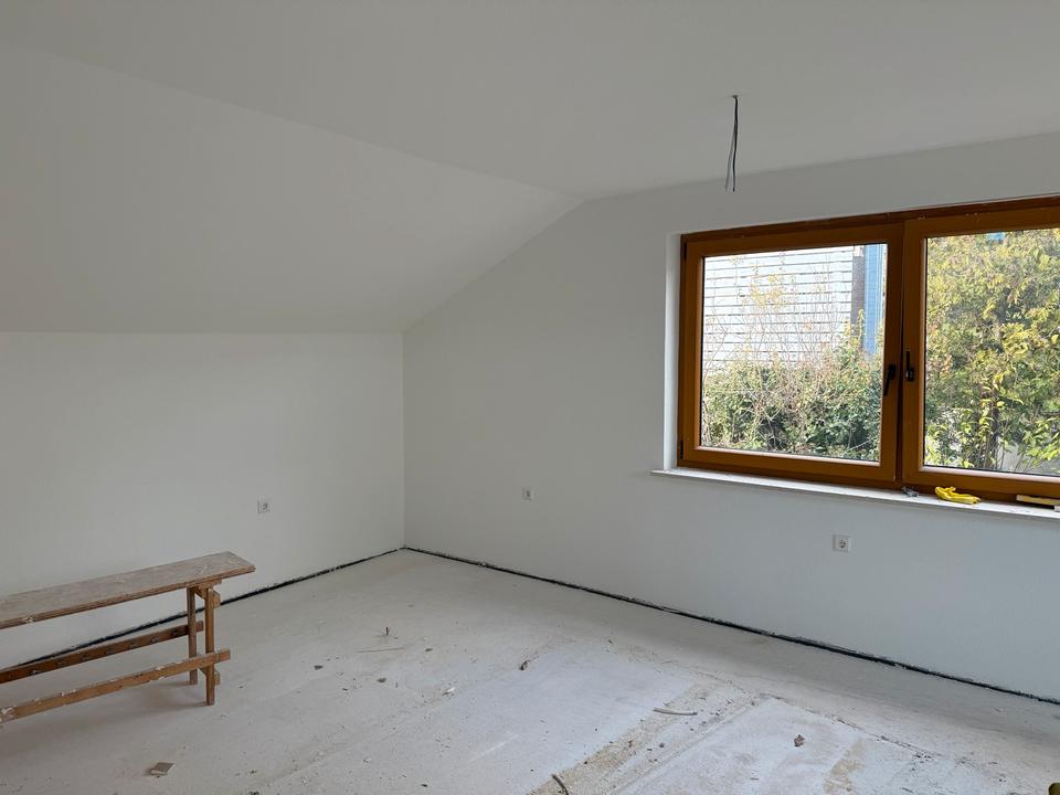 Thumbnail-Schöne 3 Zimmer Wohnung mit Balkon in Blumberg