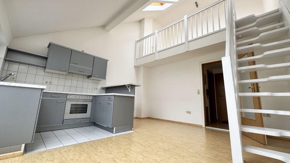 Thumbnail-Helle 1,5 Zimmer Wohnung in Neufahrn mit Gallerie für 2 Jahre