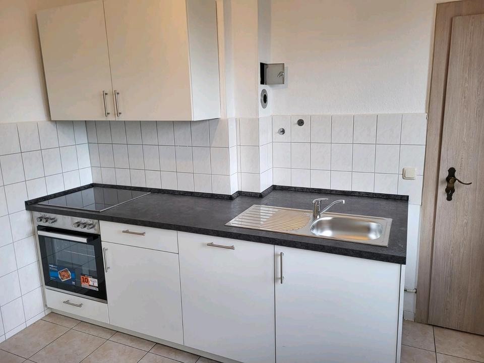 Thumbnail-3 Raum-Wohnung 1 O.G. mit neuer Einbauküche in ruhiger Wohngegend