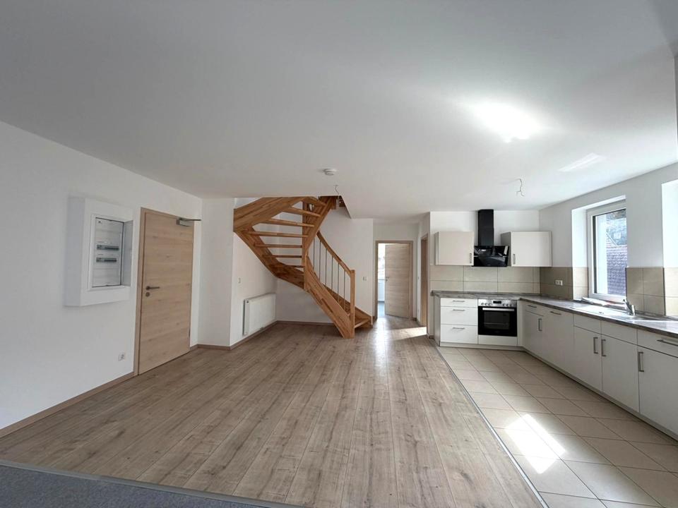 Thumbnail-3,5-Zimmer-DG-Wohnung in Oberndorf ab sofort zu vermieten