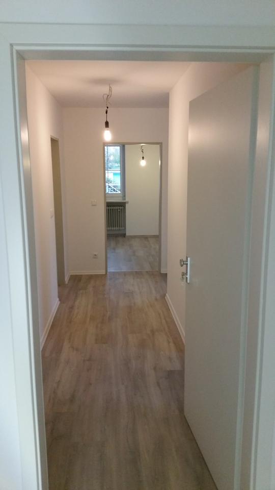 Thumbnail-2 Zimmer Wohnung plus große separate Küche.