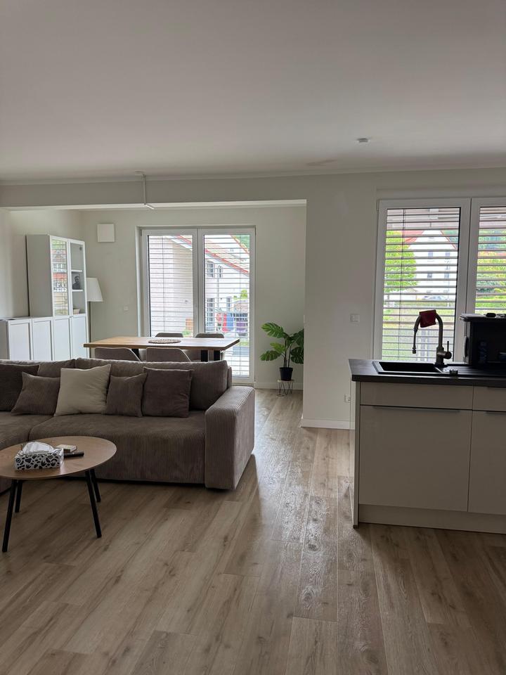Thumbnail-Wohnung Wernigerode 3 Zimmer, EBK, 2 Balkone, Carport