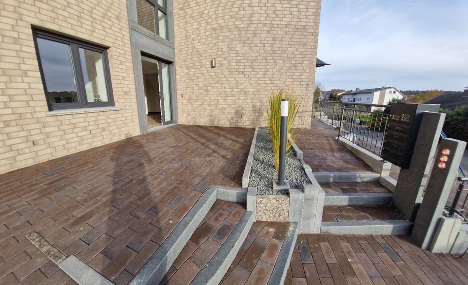 Thumbnail-moderene 5 Zimmer Wohnung, EG, Erstbezug, 2Terrassen