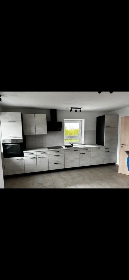 Thumbnail-Schöne 3-Zimmer-Wohnung mit Balkon, Garage