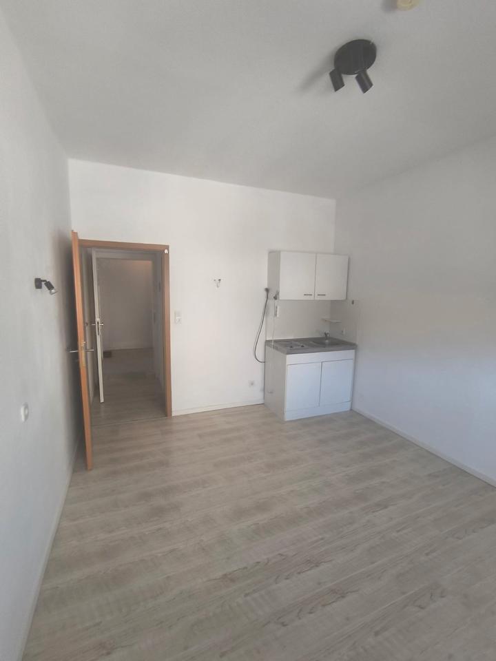 Thumbnail-1-Zimmer Wohnung
