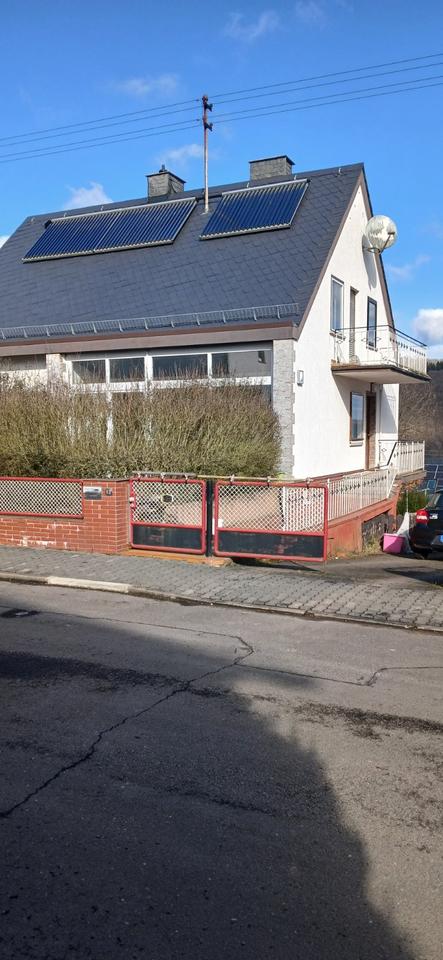 Thumbnail-Gepflegtes großes energieeffizientes EFH mit großem Garten