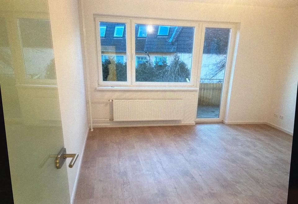 Thumbnail-Moderne 2 Zimmer Wohnung mit EBK und Balkon