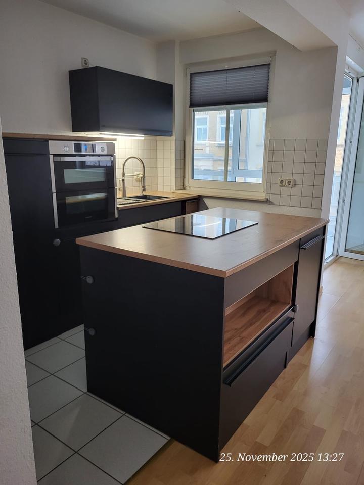 Thumbnail-2 Zimmer Wohnung mit EBK, Aufzug und Tiefgaragenstellplatz