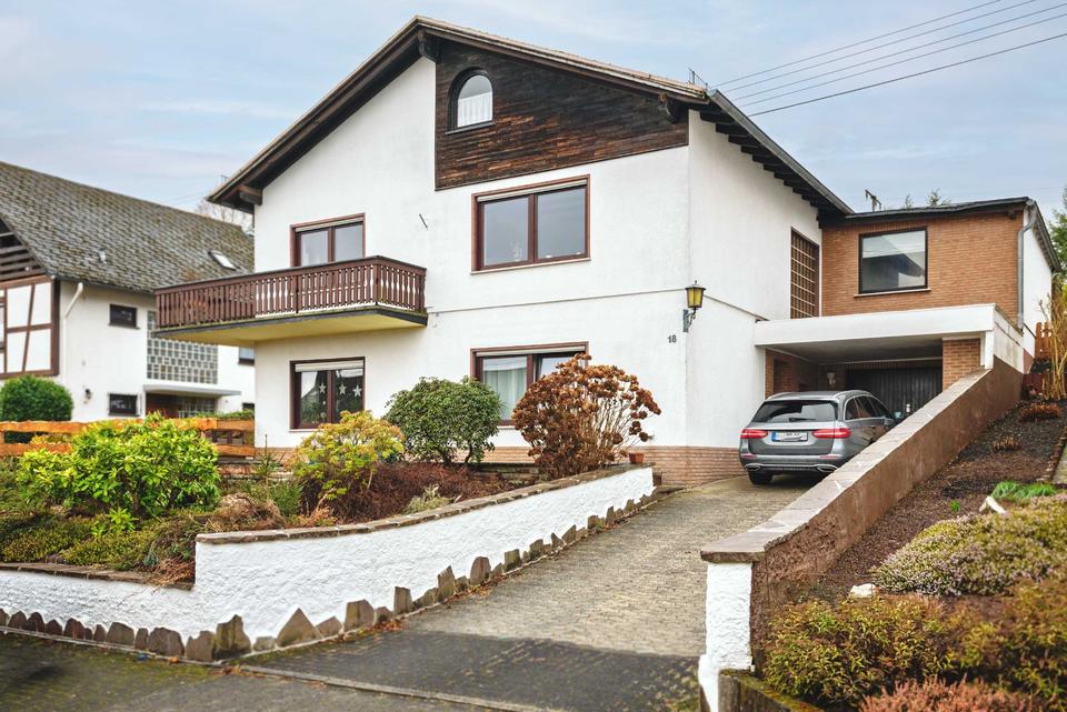 Thumbnail-Familienhaus mit ELW und großem Garten