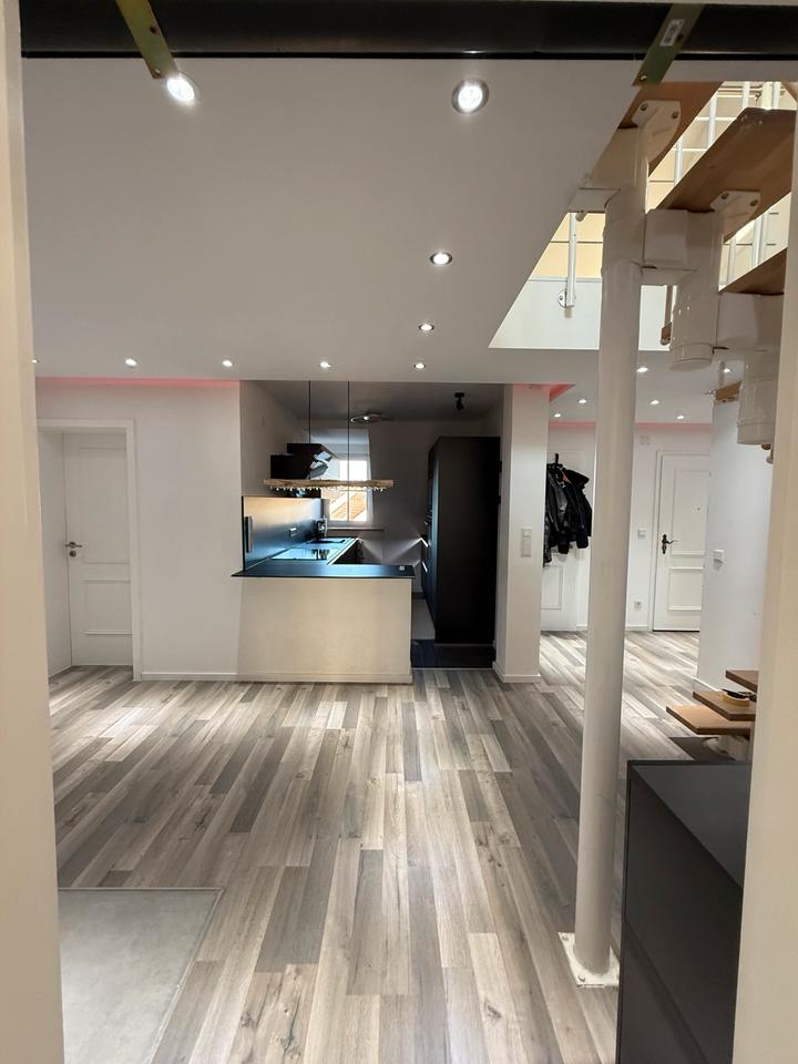 Thumbnail-MAISONETTE - Schöne Moderne Maisonette im Grünen