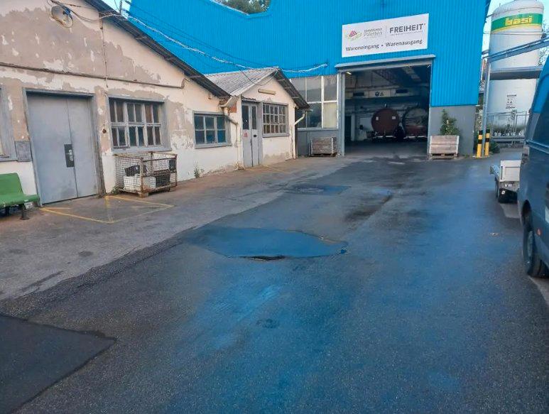 Thumbnail-LagerWerkstatt 108qm ebenerdig RH 3,30m Vockenhauser Villingen-Schwenningen
