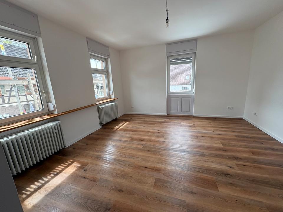 Thumbnail-3 Zimmer Altbau - Erstbezug nach Komplettsanierung