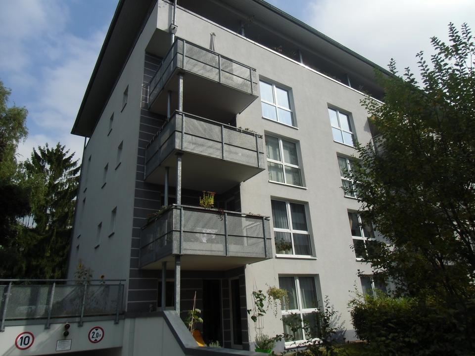Thumbnail-4760571 - Große und helle, WG-geeignete 3 Zimmer Wohnung mit Balkon in Köln Porz