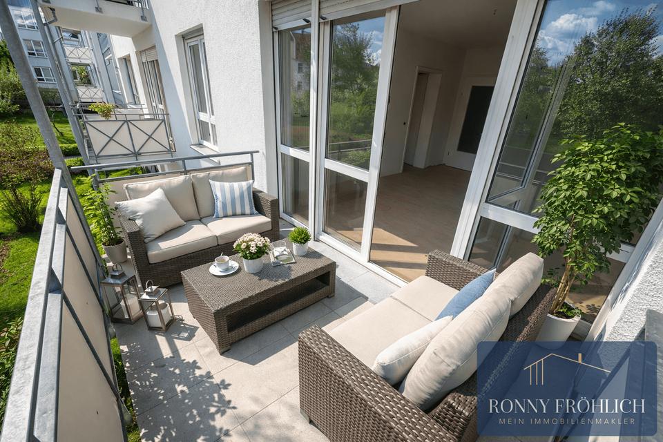 Thumbnail-2 Zimmer Wohnung mit WOW-Faktor, Balkon, Tiefgarage, Fahrstuhl, Einbauküche, neues Bad in Zwickau